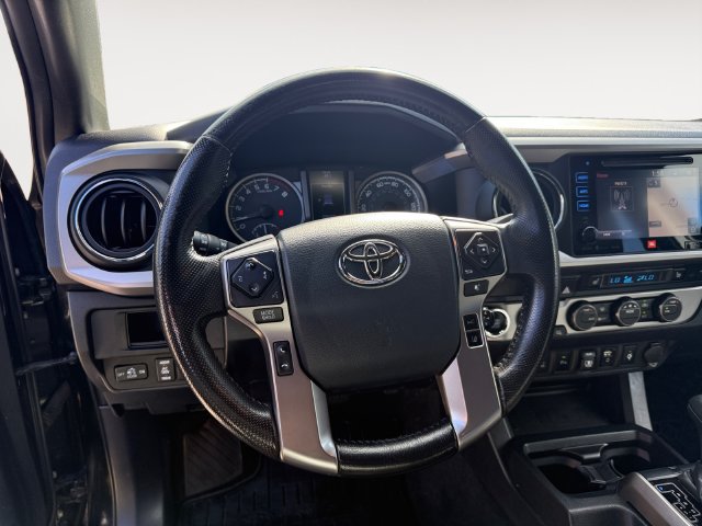Used 2019 Toyota Tacoma Limited AWD/4WD image 13