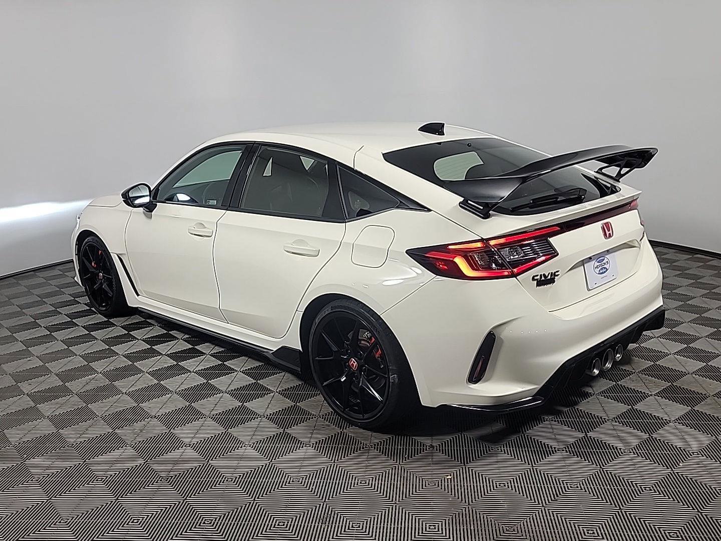 Certified 2023 Honda Civic Type R image 10