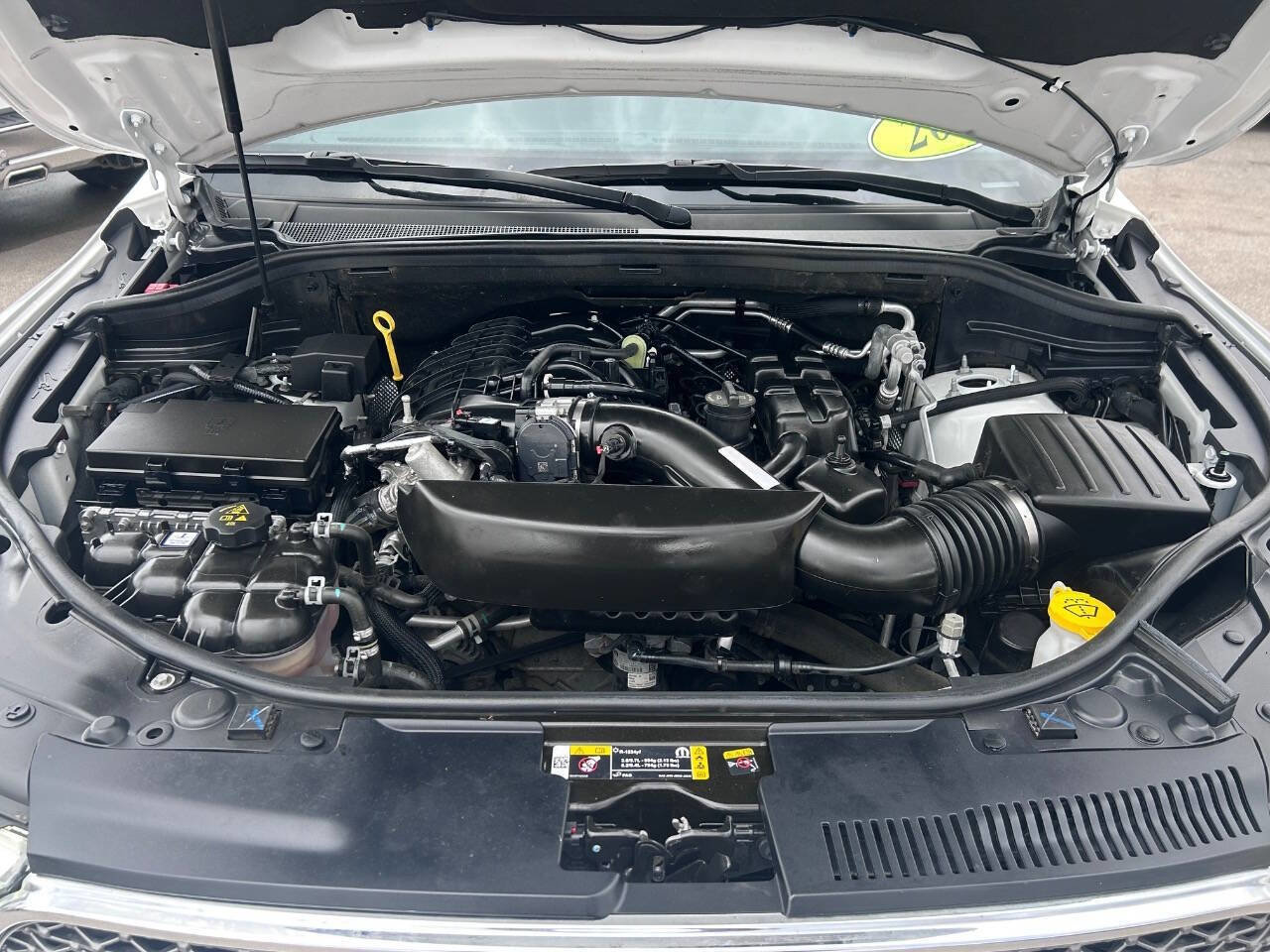 Used 2023 Dodge Durango SXT Launch Edition image 18