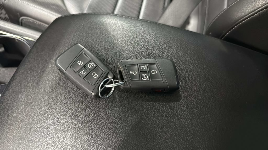 Used 2018 Volkswagen Atlas SEL Premium AWD/4WD image 32