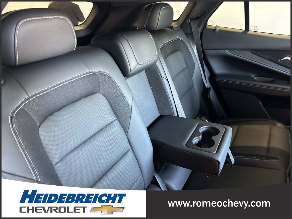 Used 2024 Chevrolet Blazer EV LT AWD/4WD image 36