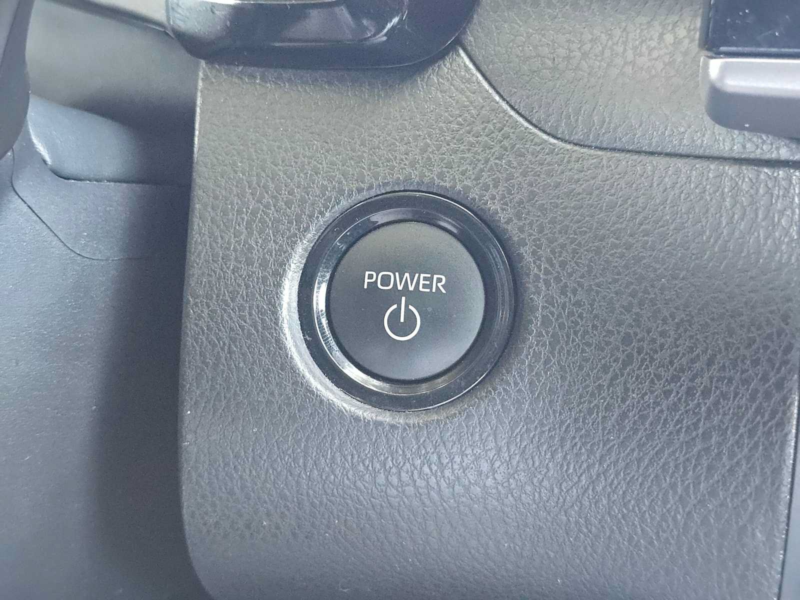 Used 2026 Toyota Camry SE FWD image 31
