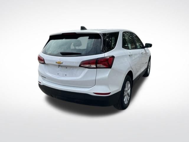 Used 2023 Chevrolet Equinox LS image 6