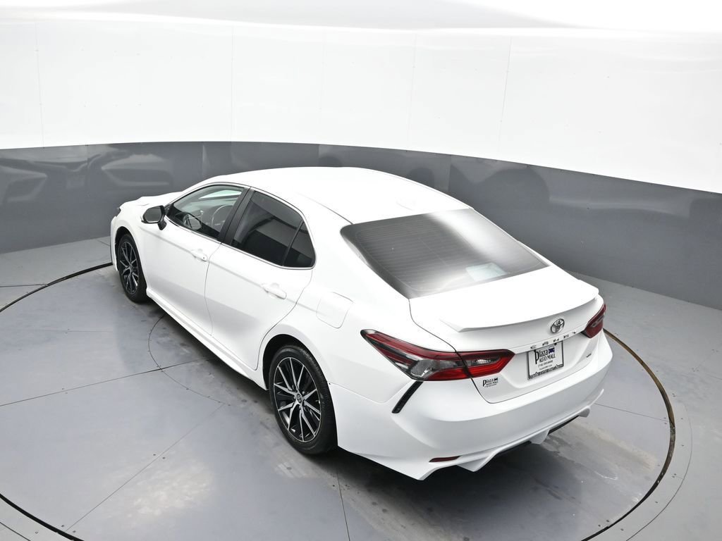 Certified 2023 Toyota Camry SE image 39