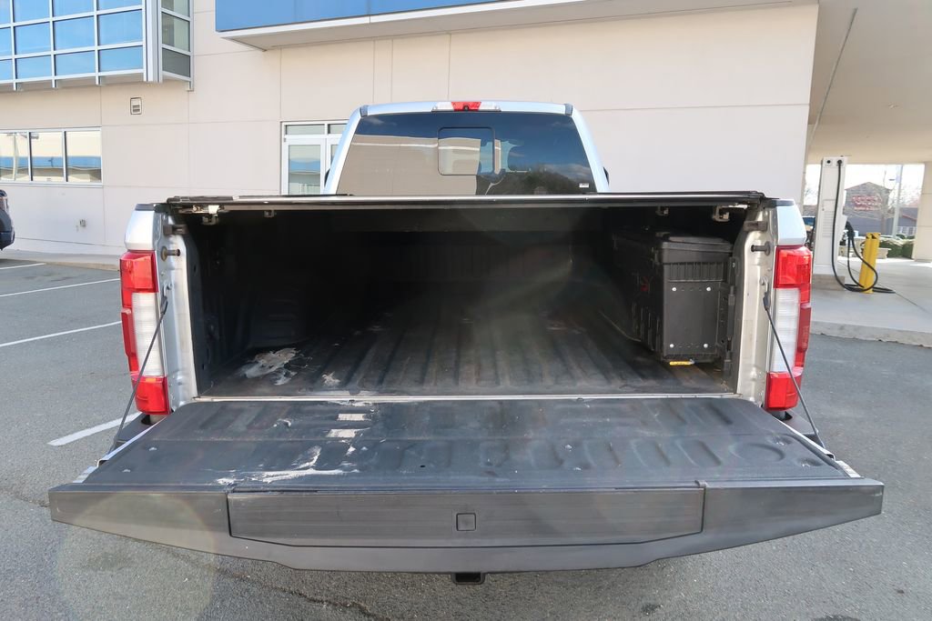 Used 2017 Ford F250 Lariat w/ Lariat Ultimate Package image 34