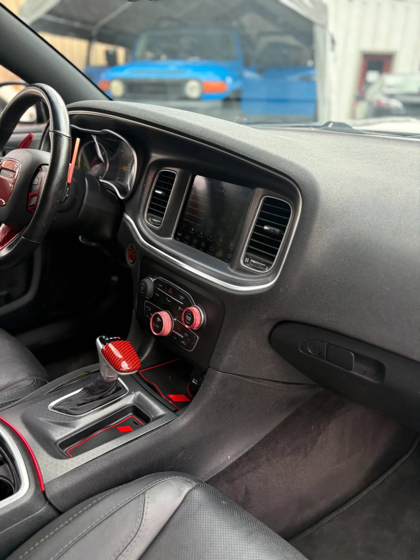 Used 2018 Dodge Charger R/T RWD image 29