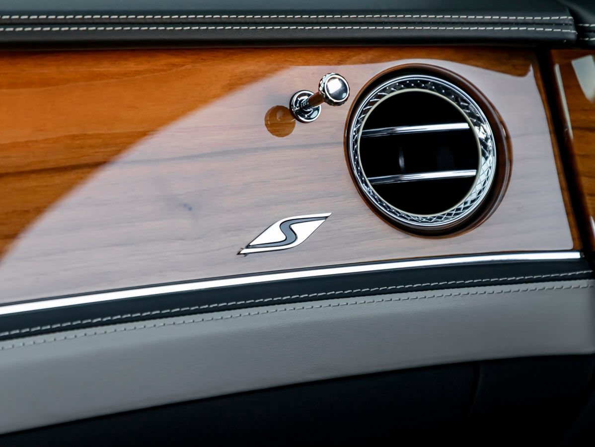 Certified 2023 Bentley Flying Spur S V8 AWD/4WD image 25