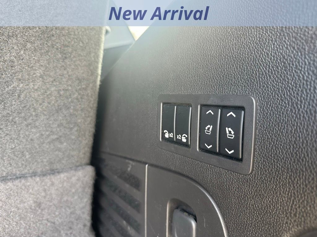 Used 2015 Chevrolet Tahoe LTZ image 12