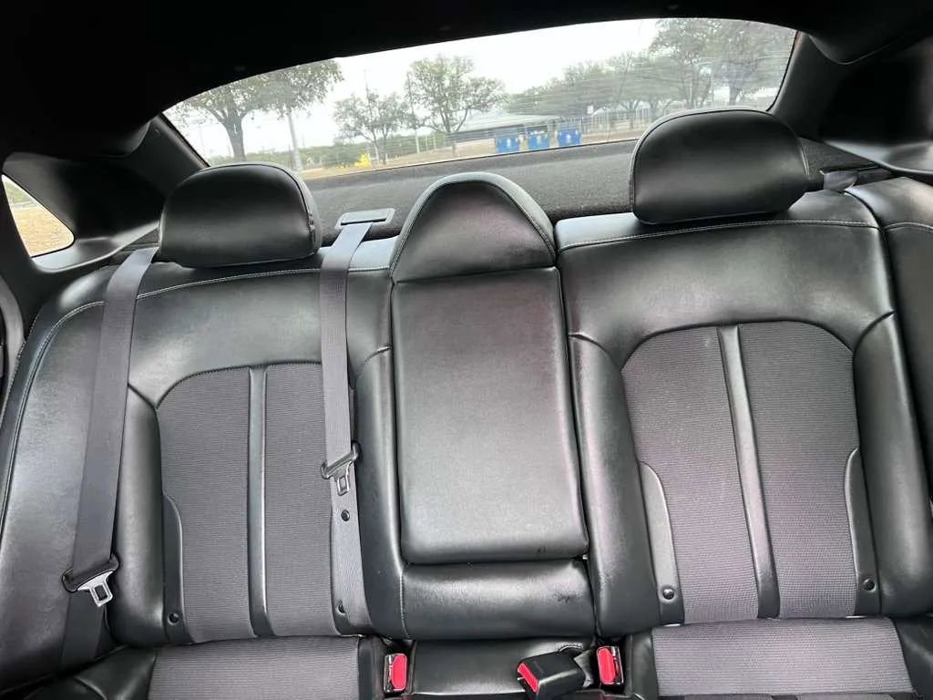 Used 2022 Kia K5 GT-Line FWD image 17