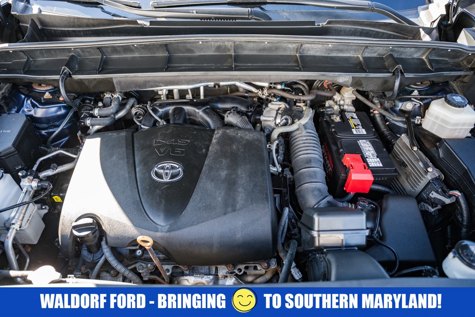 Used 2020 Toyota Highlander XLE image 19