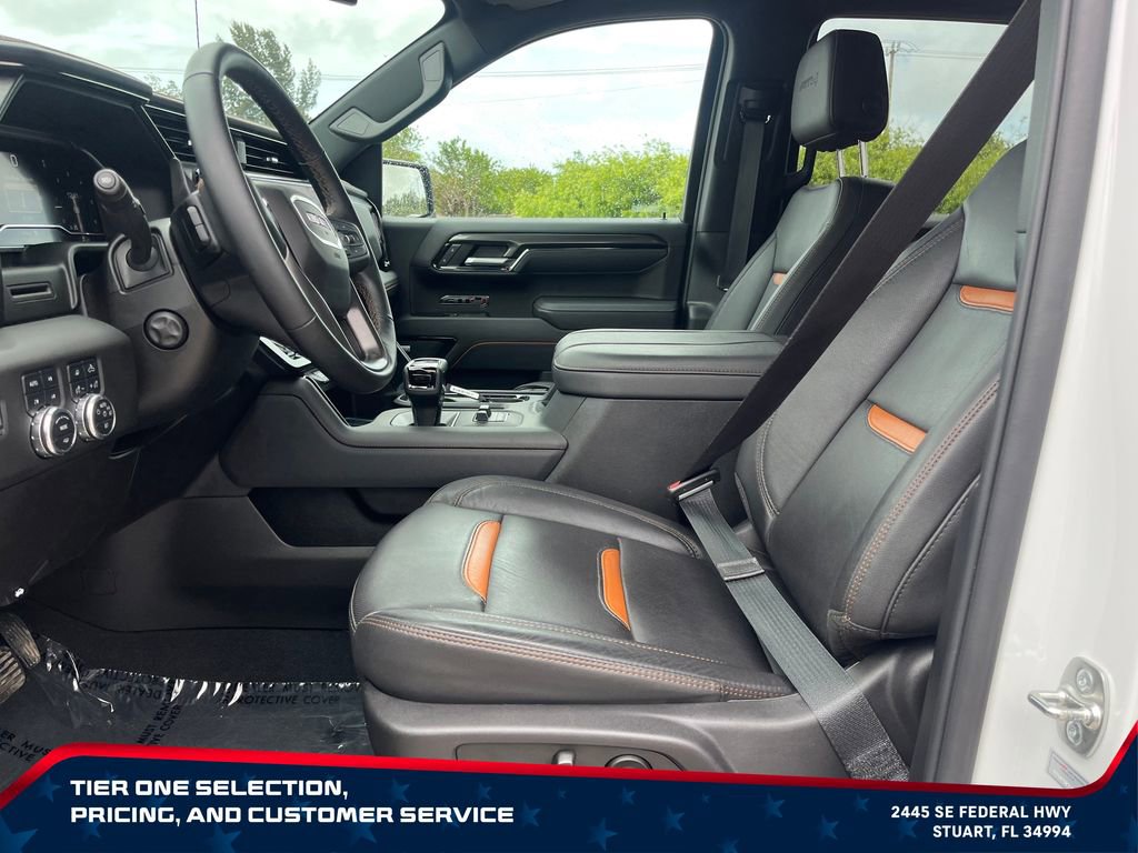 Used 2025 GMC Sierra 1500 AT4 w/ AT4 Premium Package AWD/4WD image 9