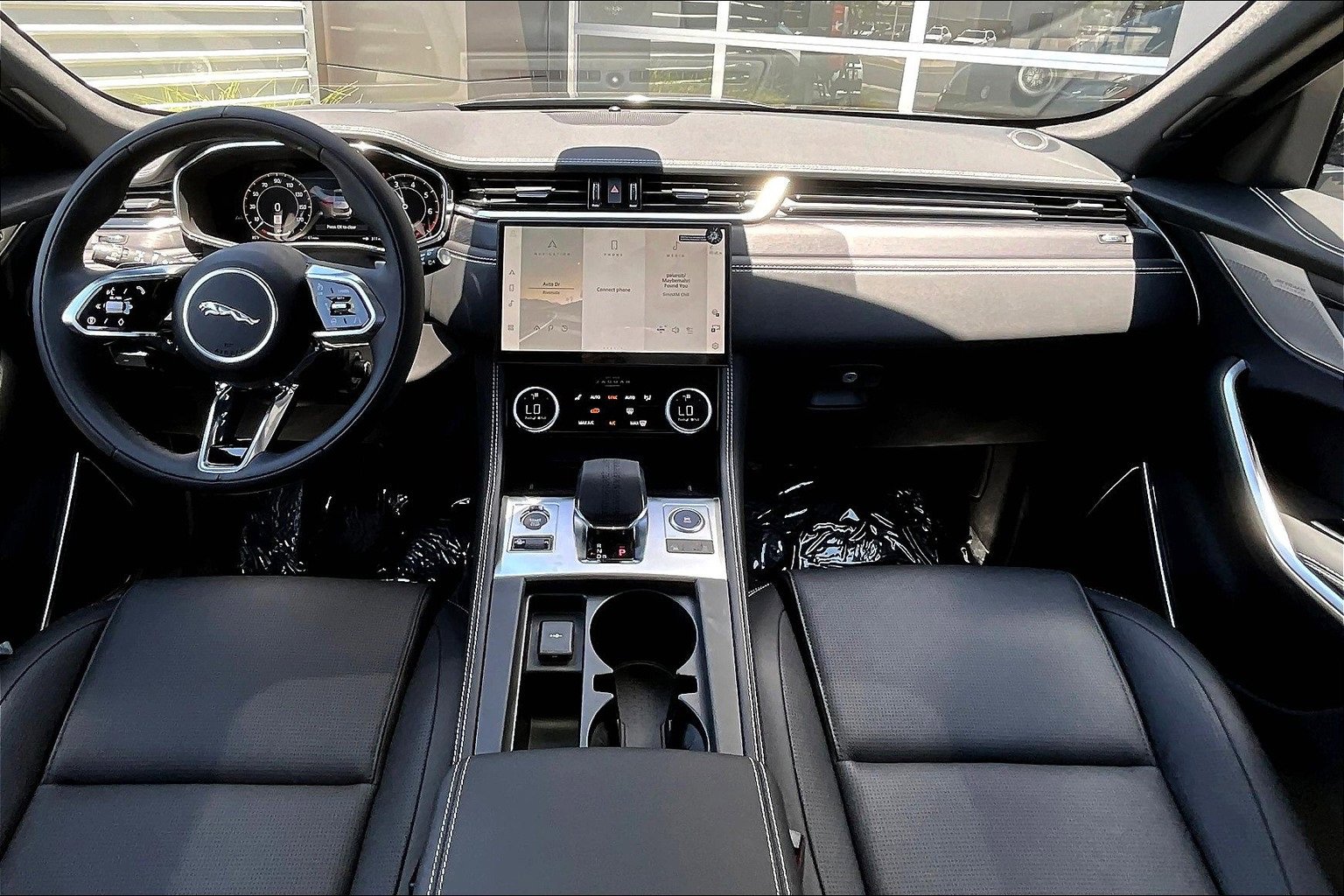 New 2026 Jaguar F-PACE R-Dynamic S image 5