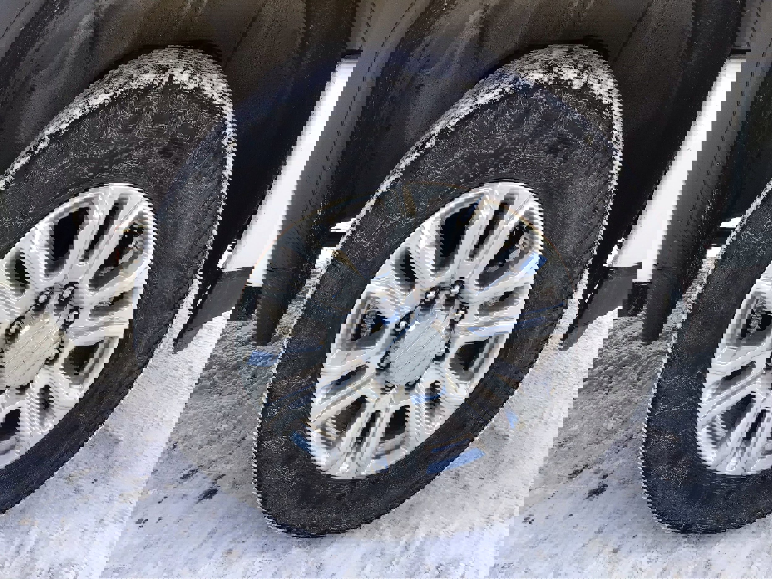 Used 2023 GMC Sierra 3500 Denali w/ Denali Ultimate Package image 9