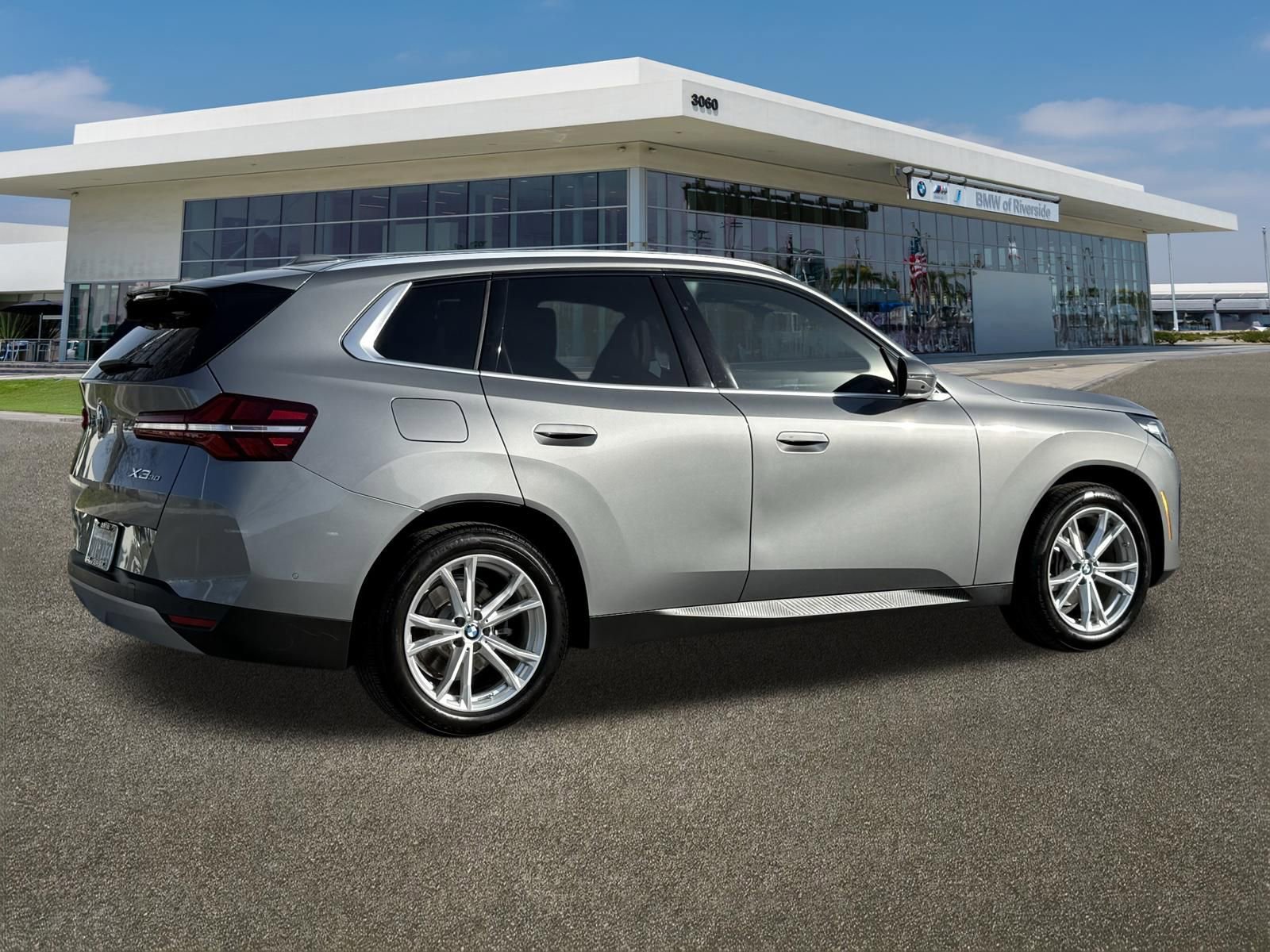 Used 2025 BMW X3 xDrive30i w/ Premium Package image 11