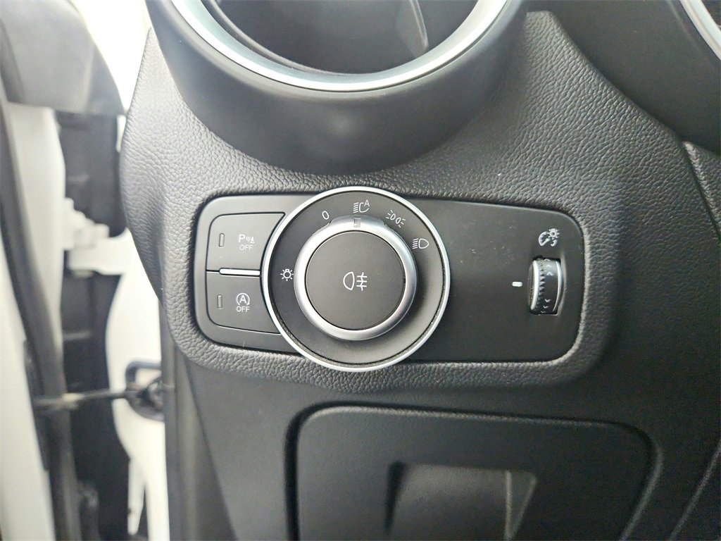 Used 2018 Alfa Romeo Stelvio Sport w/ Quick Order Package 22J Sport image 37