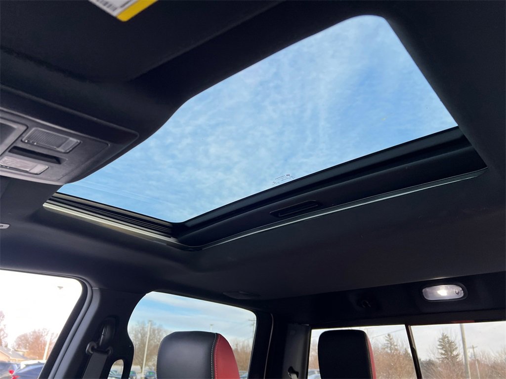 Used 2017 RAM 1500 Rebel w/ Luxury Group image 28