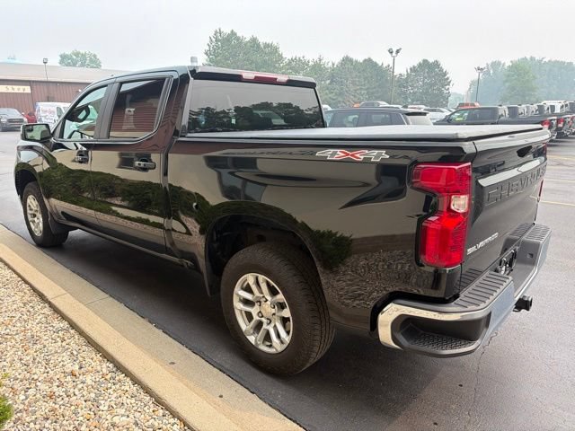 Used 2024 Chevrolet Silverado 1500 LT AWD/4WD image 13
