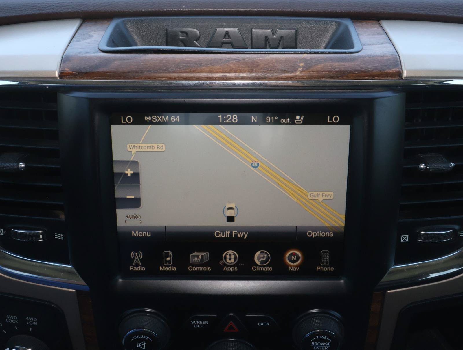 Used 2015 RAM 2500 Longhorn w/ Convenience Group AWD/4WD image 27