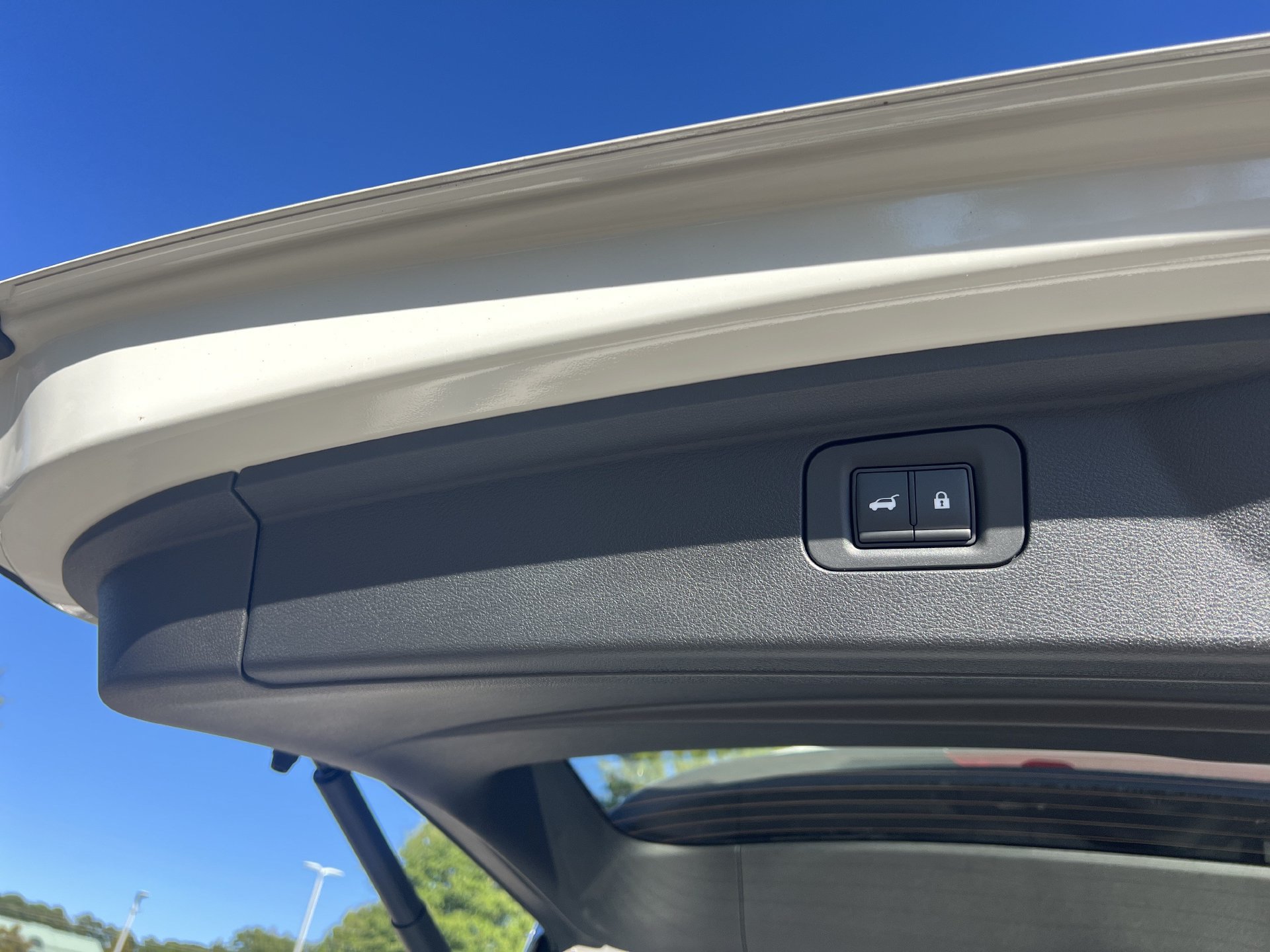 New 2026 Nissan Armada SL AWD/4WD image 22