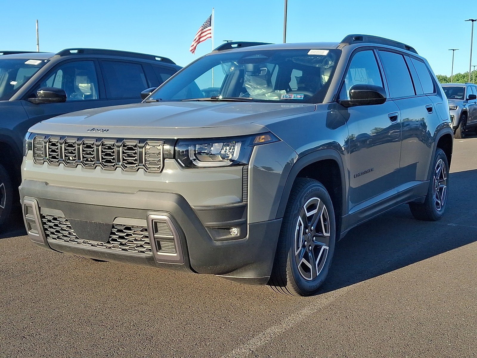 New 2026 Jeep Cherokee Laredo AWD/4WD image 3