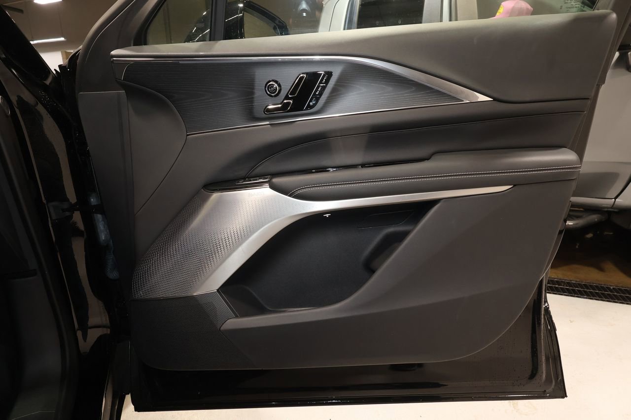 Certified 2024 Cadillac Lyriq Luxury w/ LPO, Floor Liner Package image 19