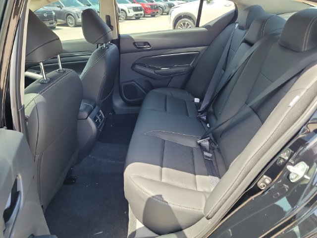 New 2026 Nissan Altima 2.5 SV w/ SV Premium Package FWD image 11