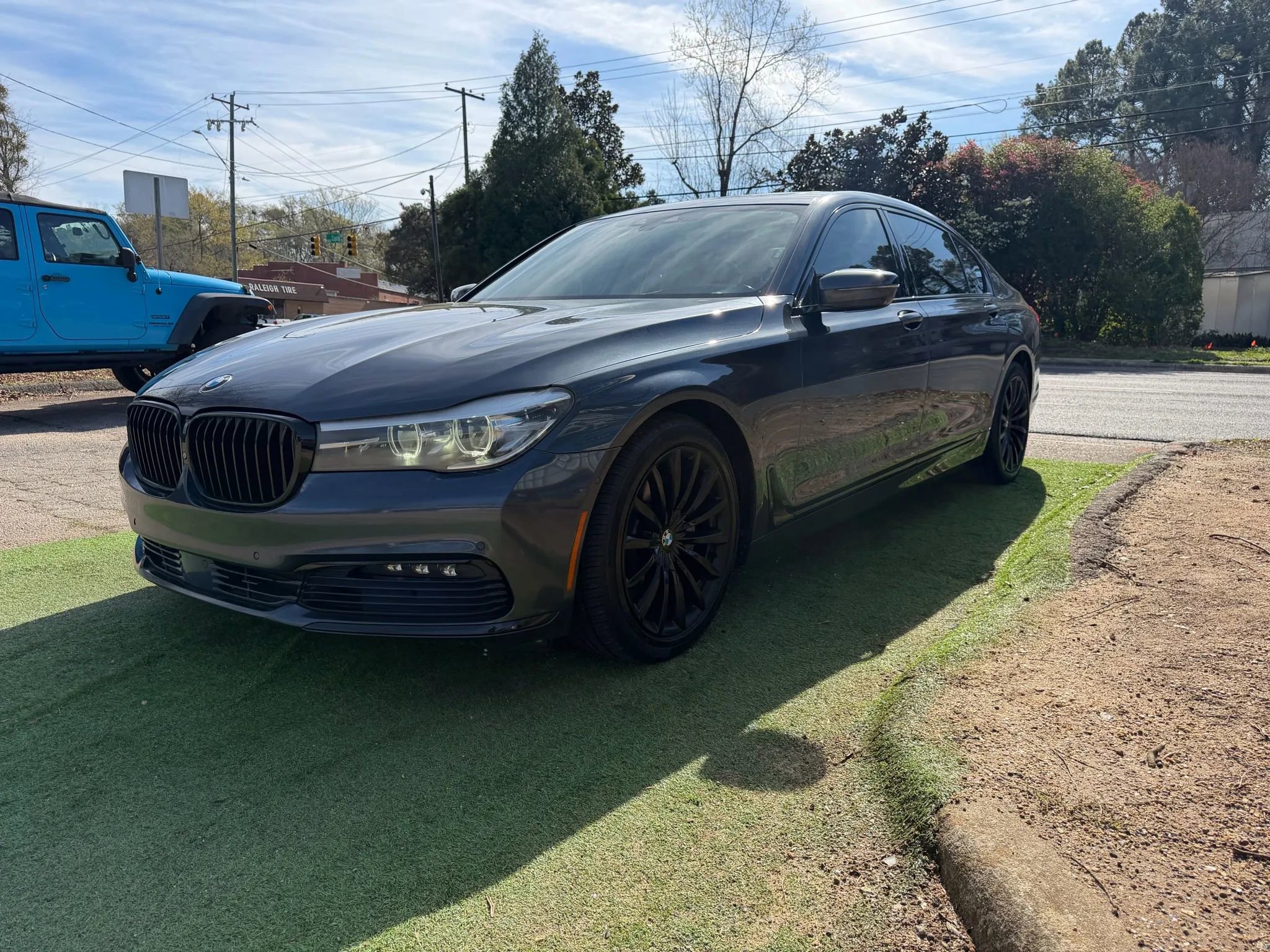 Used 2017 BMW 740i RWD image 8