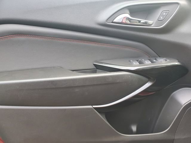 Certified 2024 Chevrolet Trax RS w/ Sunroof Package image 17