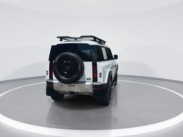 Used 2023 Land Rover Defender 110 S AWD/4WD image 7