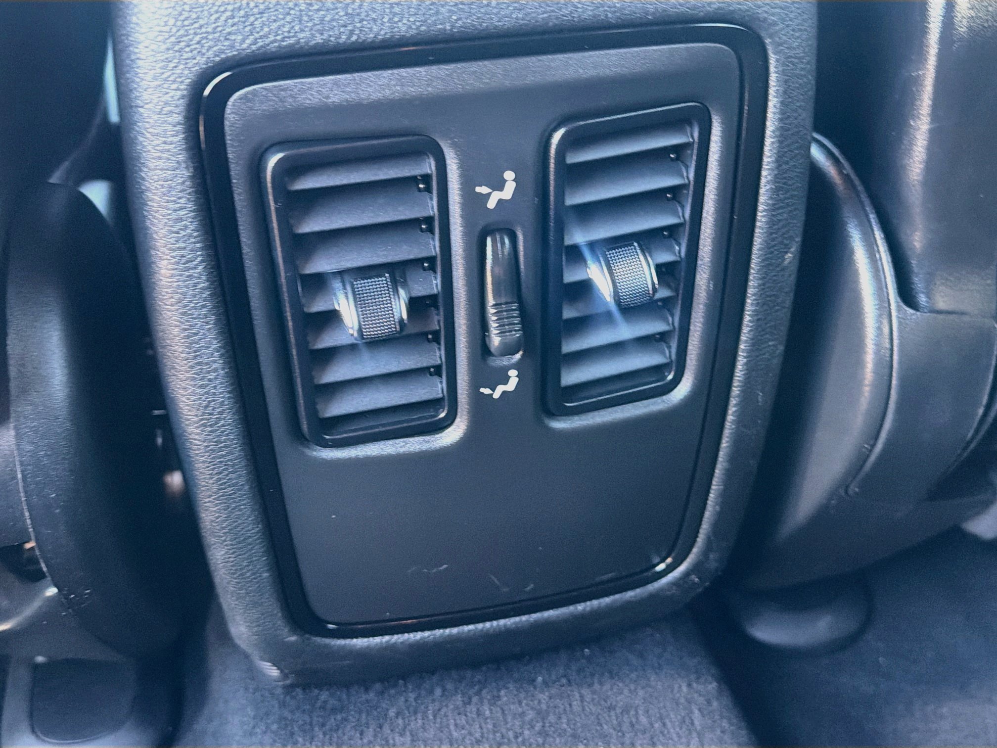 Used 2025 Dodge Durango GT AWD/4WD image 27