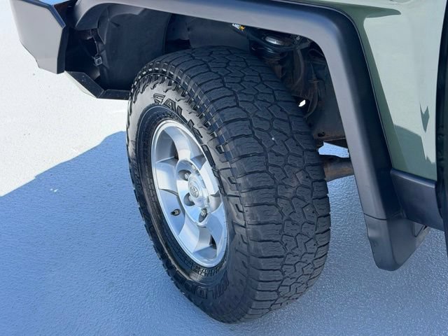 Used 2010 Toyota FJ Cruiser 4WD w/ Convenience Pkg image 20
