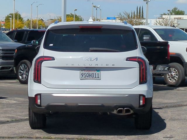 Used 2025 Kia Telluride EX w/ EX Captain's Chair Package FWD image 7