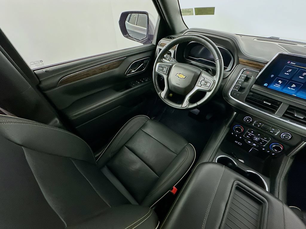 Used 2023 Chevrolet Tahoe Premier AWD/4WD image 9