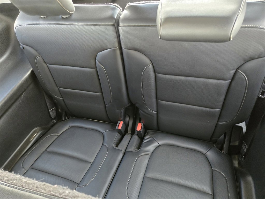 Used 2017 GMC Acadia SLT image 19