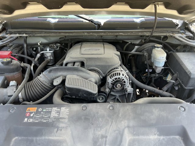 Used 2011 Chevrolet Silverado 1500 LT w/ Interior Plus Package AWD/4WD image 26