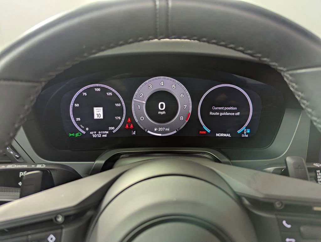 Used 2025 Porsche 911 Carrera image 6