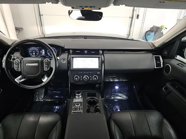 Used 2018 Land Rover Discovery SE AWD/4WD image 31