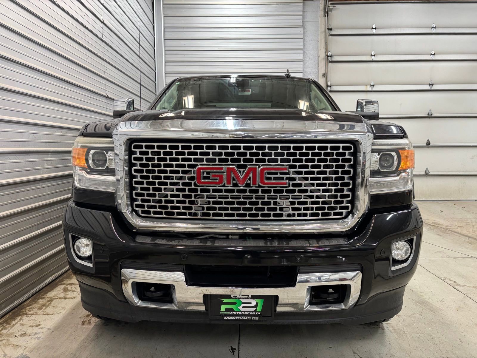 Used 2016 GMC Sierra 2500 Denali w/ Duramax Plus Package image 17