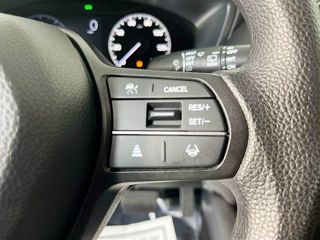 Used 2025 Honda HR-V LX image 15