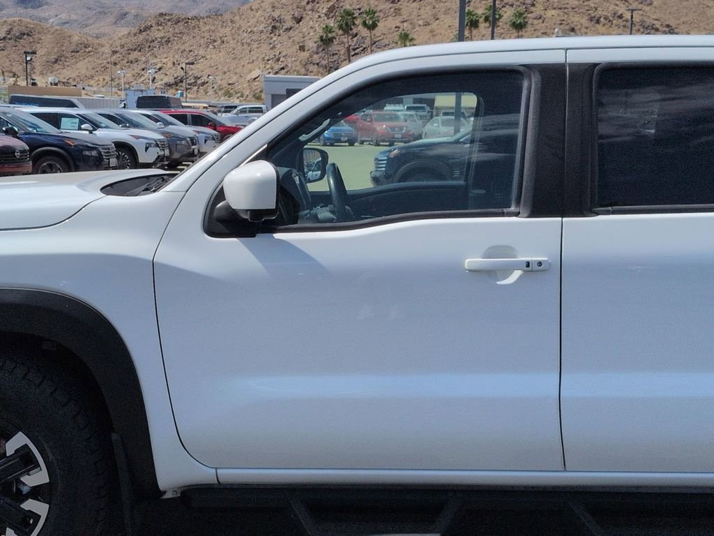 Used 2023 Nissan Frontier PRO-4X w/ Pro Convenience Package image 32