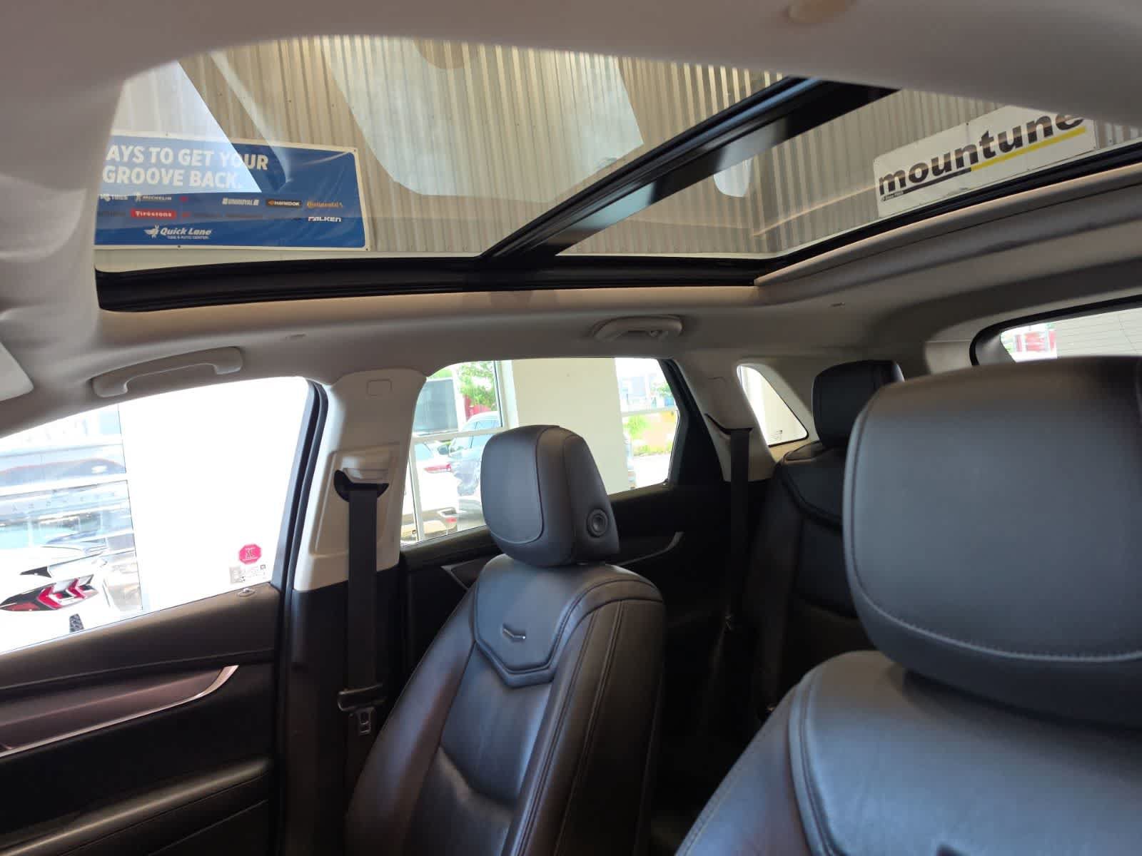 Used 2018 Cadillac XT5 Luxury AWD/4WD image 15