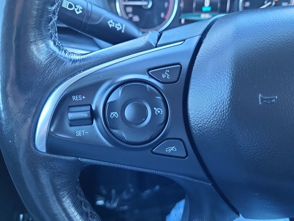 Used 2018 Buick Enclave Essence image 25