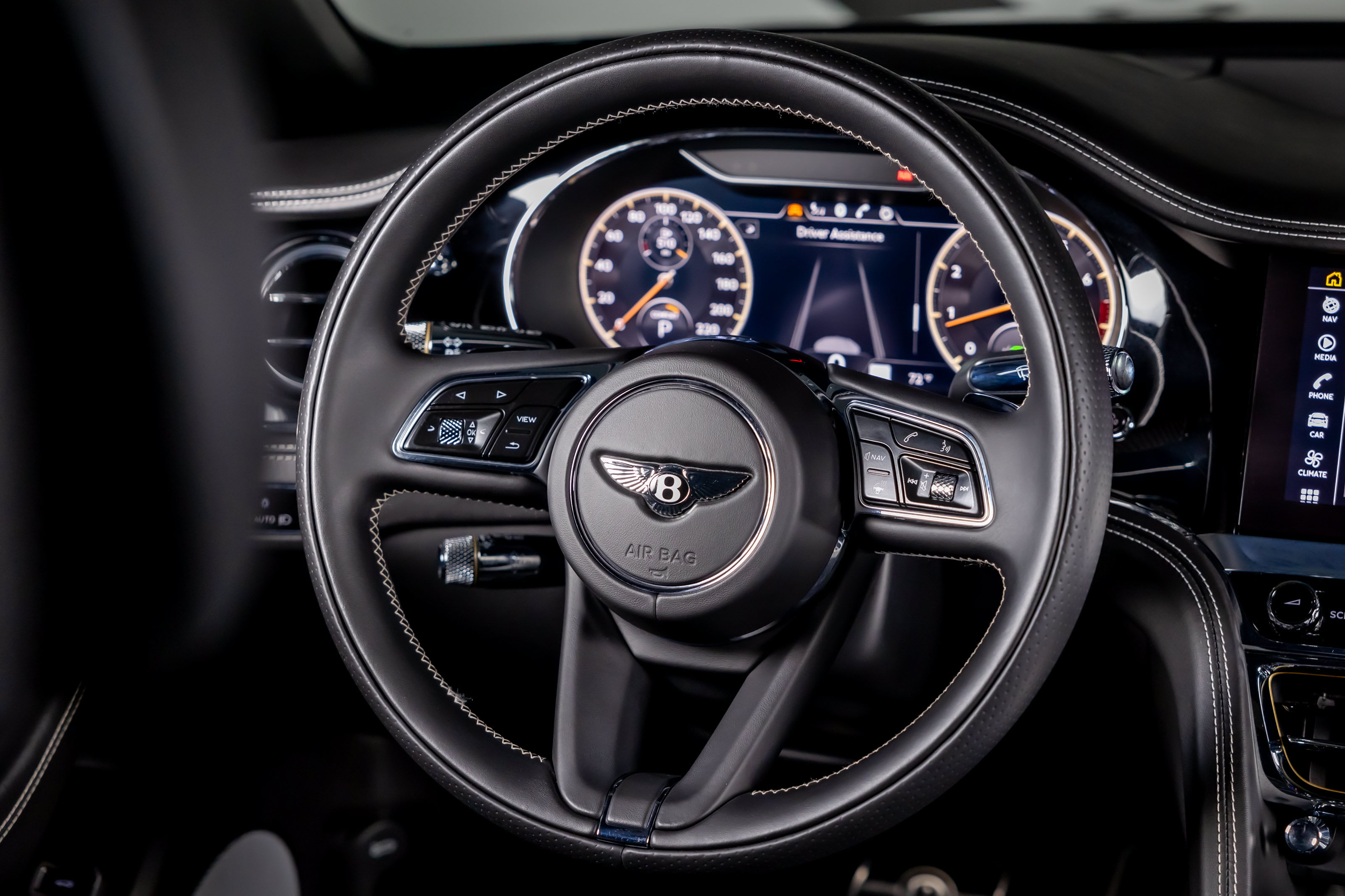 Used 2022 Bentley Flying Spur V8 AWD/4WD image 37
