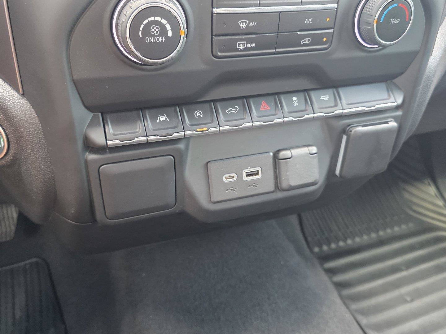 Used 2023 Chevrolet Silverado 1500 Custom w/ LPO, Dark Essentials Package RWD image 18