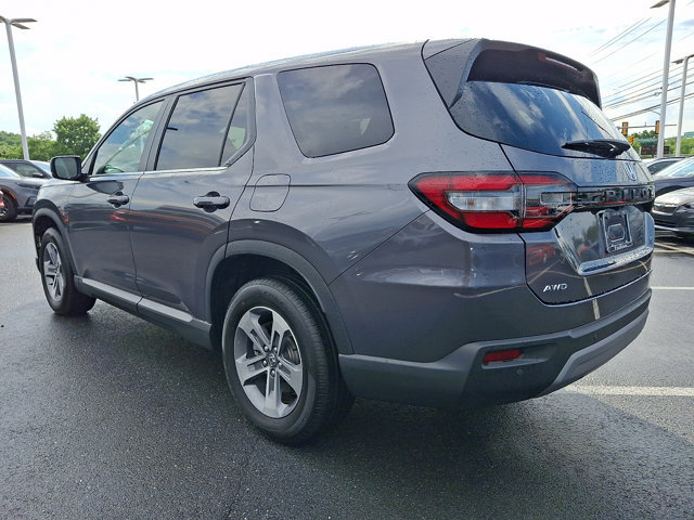 Certified 2025 Honda Pilot EX-L image 5