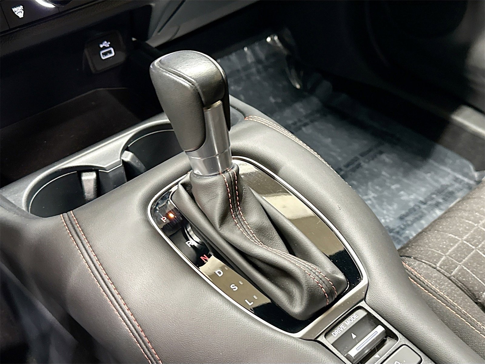 Used 2024 Honda HR-V Sport image 16