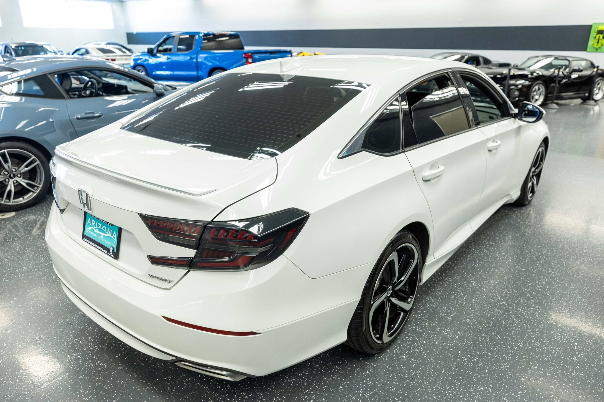 Used 2018 Honda Accord Sport image 6