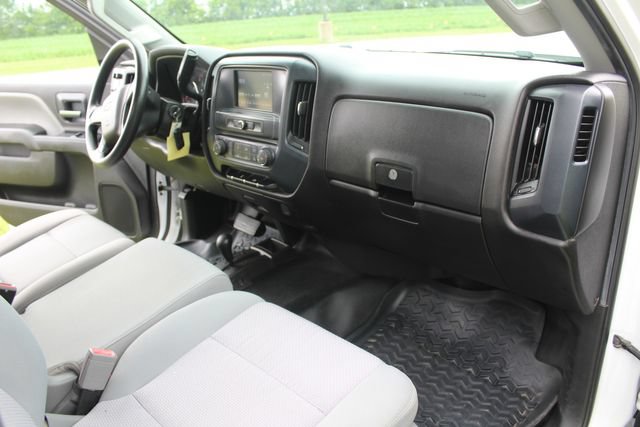 Used 2018 Chevrolet Silverado 2500 W/T w/ WT Convenience Package AWD/4WD image 19