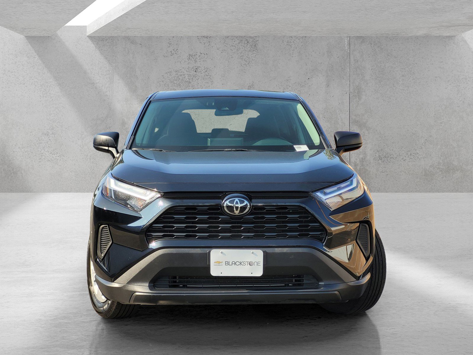 Used 2024 Toyota RAV4 LE image 2