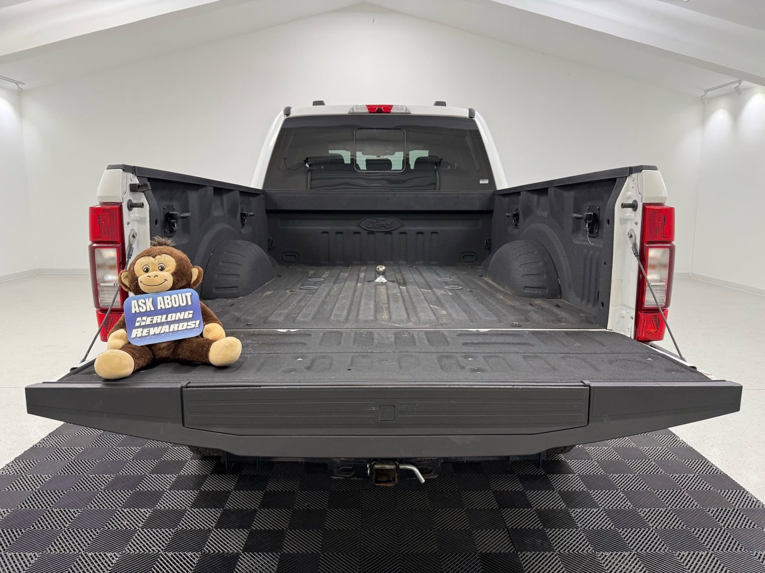 Used 2021 Ford F250 Lariat w/ Lariat Value Package image 8